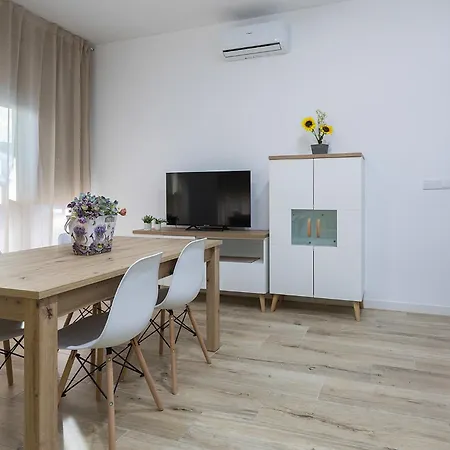 Estudio Moderno Playa Victoria Apartment *